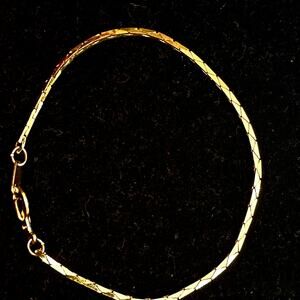 Vintage Women's Classic Korea Yellow Gold 2.8 grams Cobra Link Bracelet 7.25"